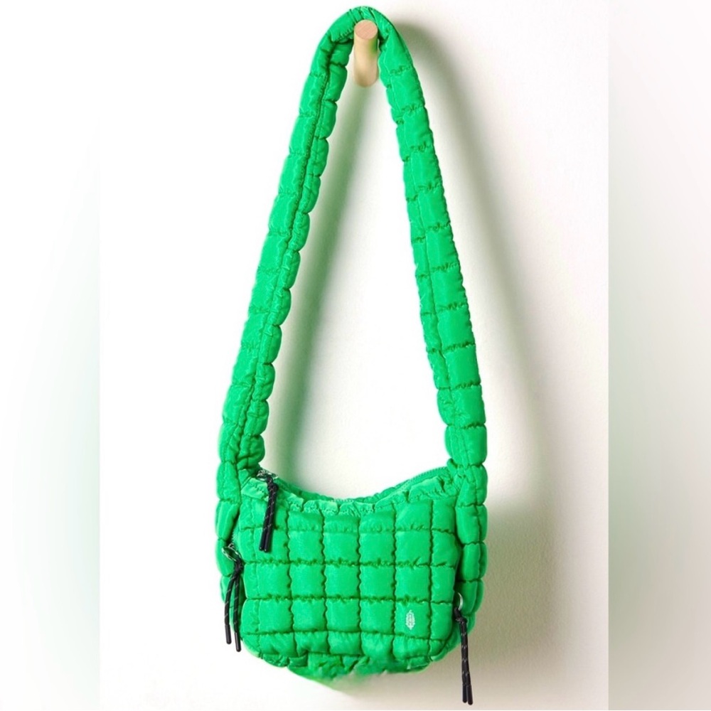 Free People Movement Quilted Mini Carryall Sling Crossbody Kelly Green Pufferbag